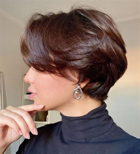 Corte feminino curto, nuca batida! Pixie. Female short cut.